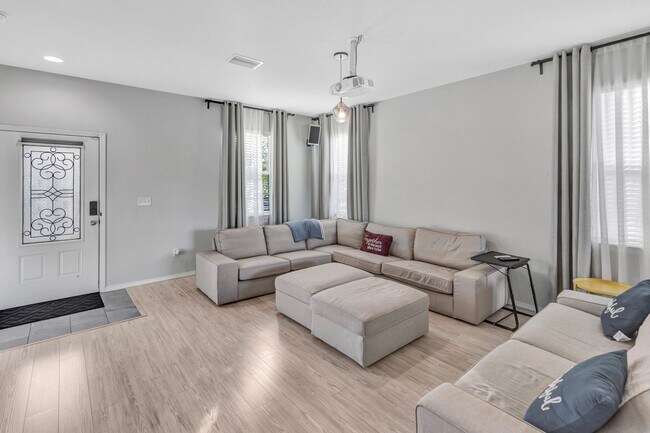 Building Photo - Partially furnished 3-bedroom, 2.5-bath home