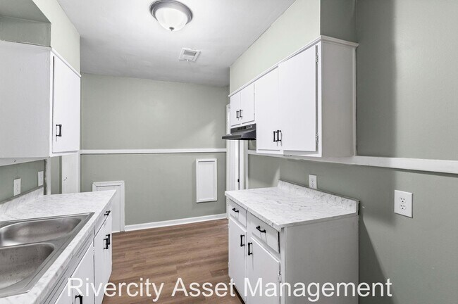 Building Photo - 4279 Ferndale Rd