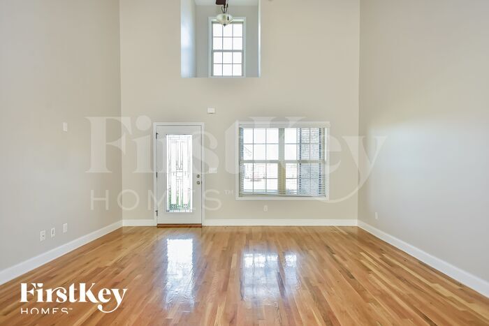 Building Photo - 1010 Azalea Ct