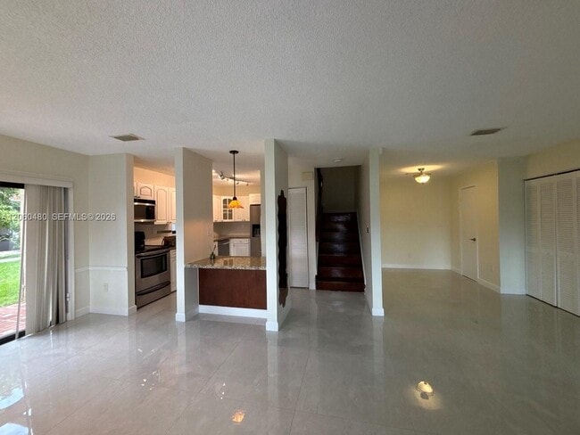 Building Photo - 6900 NW 169th St