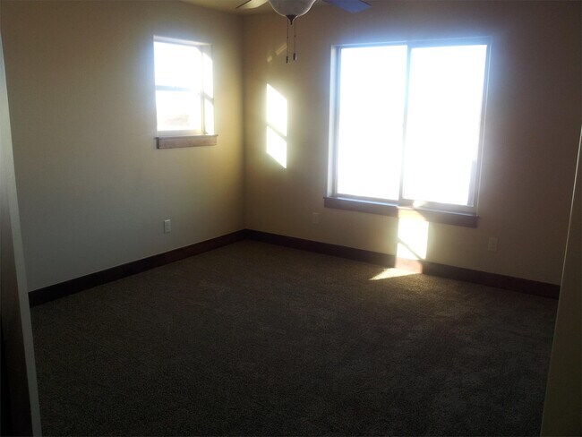Building Photo - 3697 Laduke St