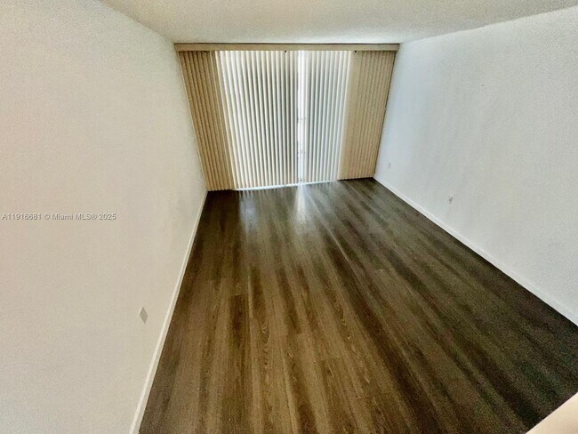 Building Photo - 2750 NE 183rd St