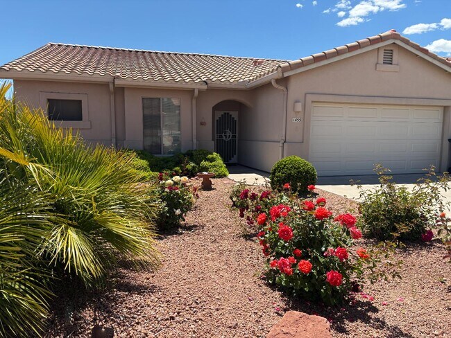 Building Photo - 1455 E Ridgeview Dr