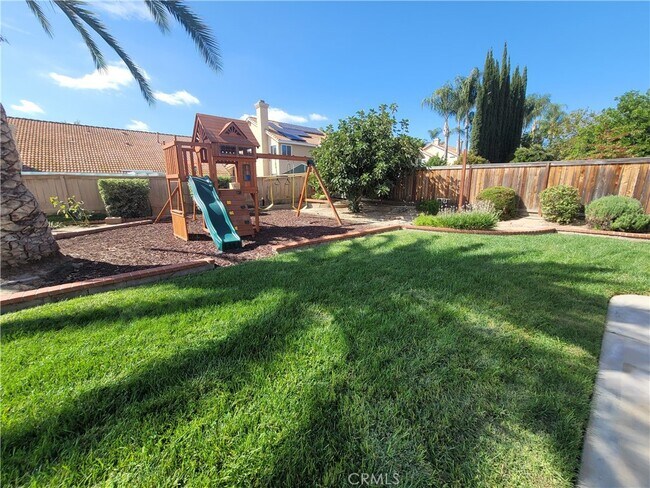 Building Photo - 24095 Fuschia Ct