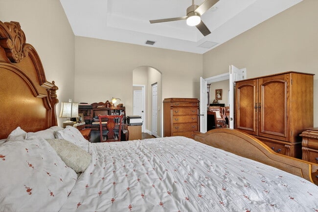 Building Photo - 8790 S San Andros