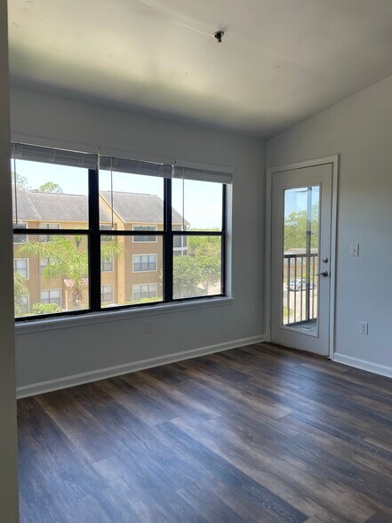 Building Photo - 11901 4th St N