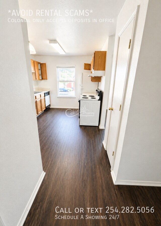 Building Photo - 1501 Benttree Dr