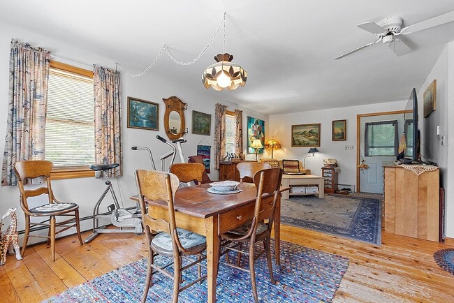 Building Photo - 1418 Old Homestead Hwy