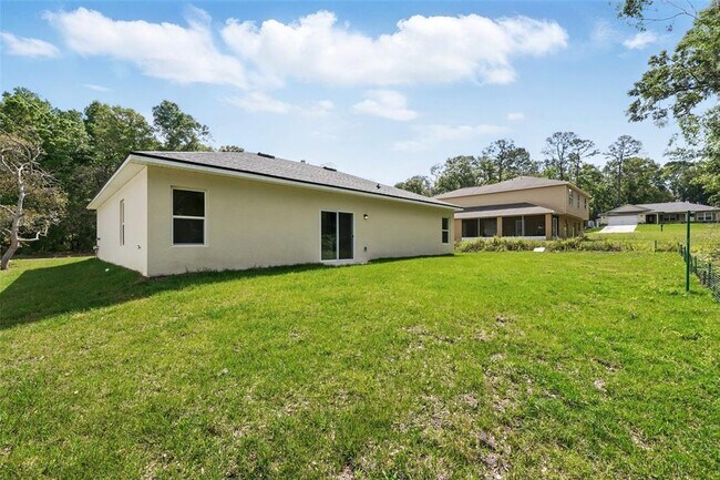 Building Photo - 7738 N Creek Way