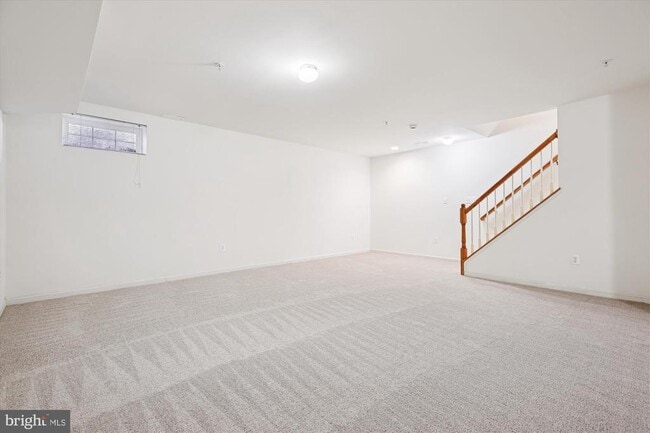 Building Photo - 502 Lawson Way