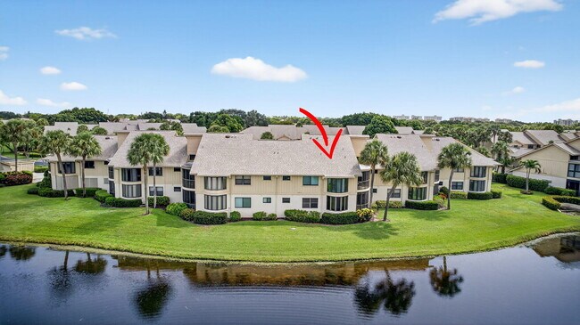 Building Photo - 16941 Waterbend Dr