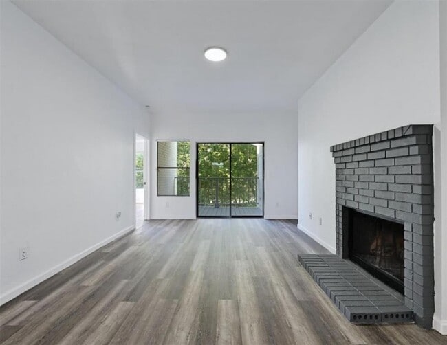 Building Photo - 9508 Kempler Dr