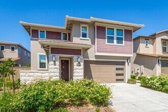 Building Photo - 4455 English Elm St