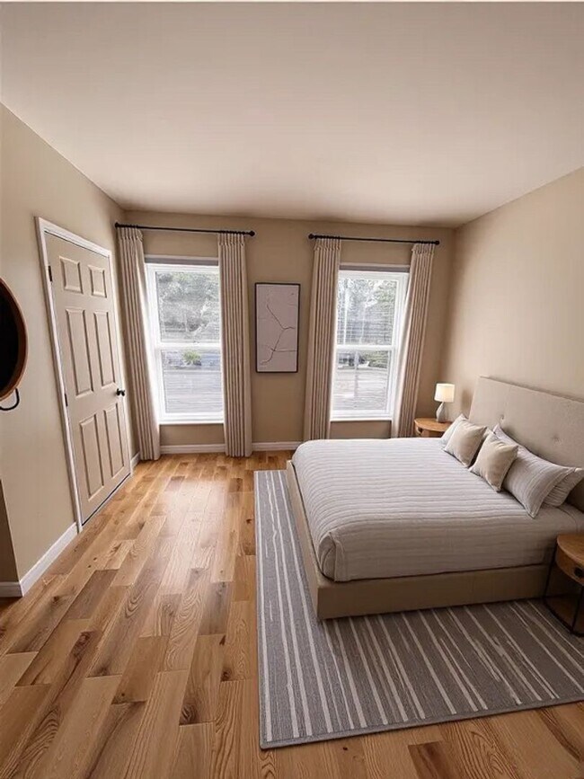 Building Photo - 221 Turin St