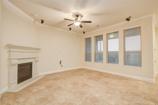 Building Photo - 27330 Aspen Falls Ln