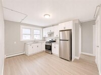Building Photo - 1003 Atwells Ave