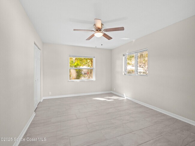 Building Photo - 7740 Pine Lake Dr