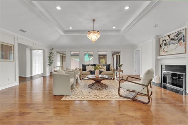 Building Photo - 9511 Robin Meadow Dr