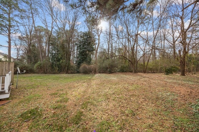 Building Photo - 3 Bedroom Duplex in Lillington