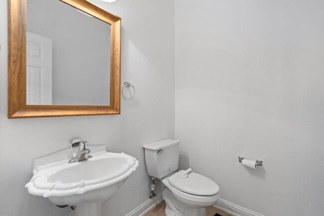 Building Photo - 10313 Big Thicket Dr