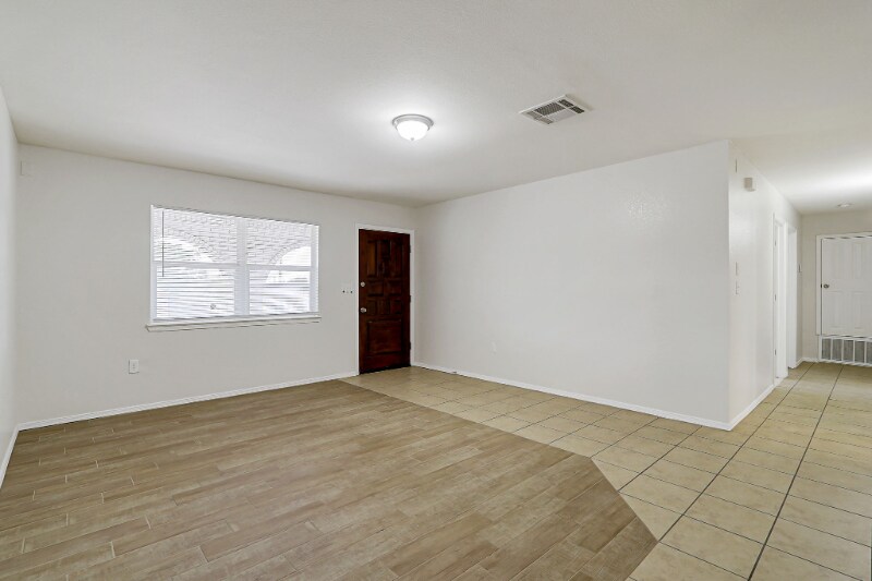 Building Photo - 3214 N Stanton St