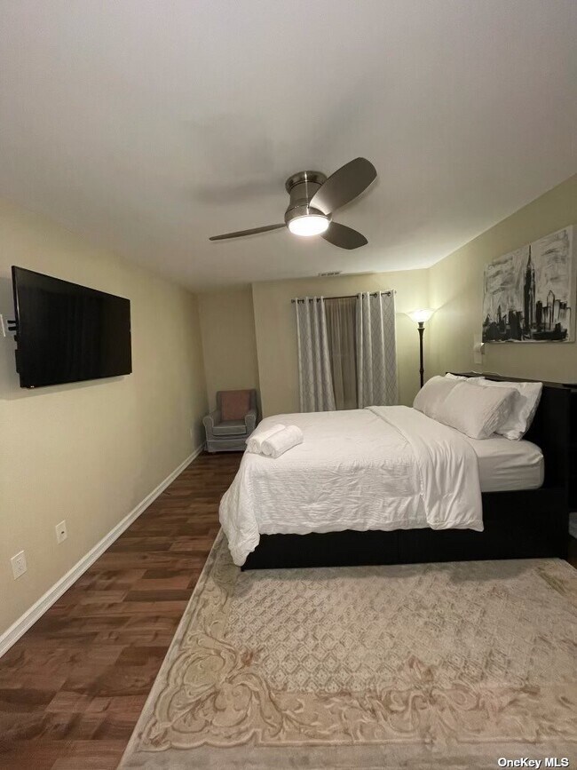 Building Photo - 208 Fairview Cir