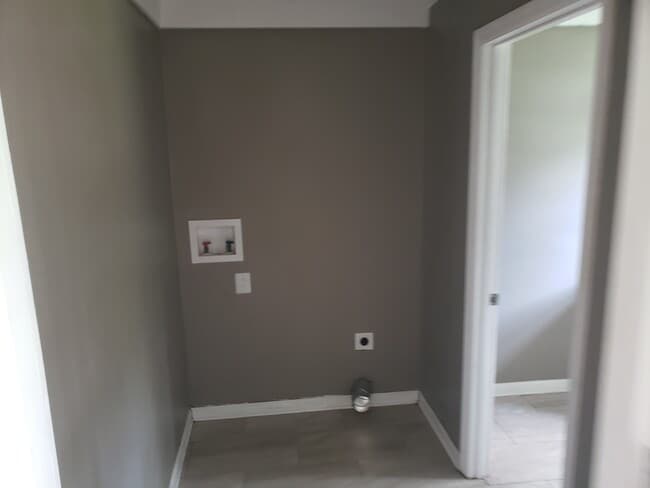 Building Photo - 1007 W Moore St