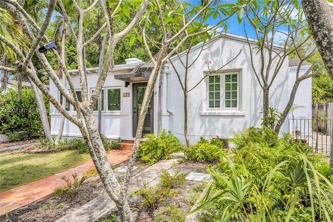 Building Photo - 429 NE 73rd St