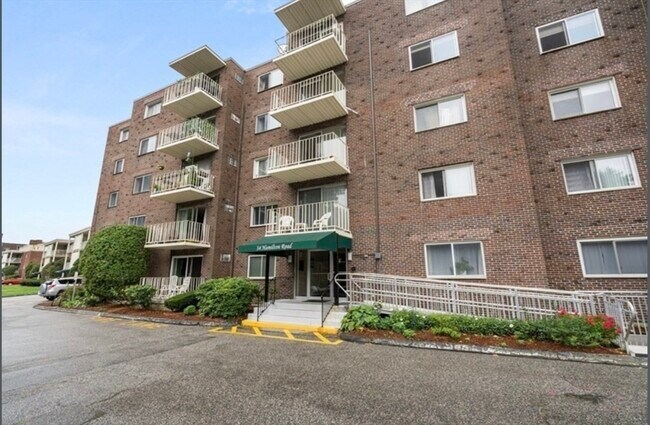 Building Photo - 34 Hamilton Rd