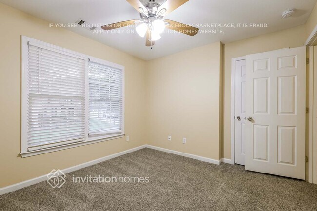 Building Photo - 347 Laurel Glen Crossing