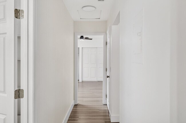 Building Photo - Fully Renovated 2 Bed, 2 Bath Home with Central A/C, Detached Garage & Brand-New Appliances.