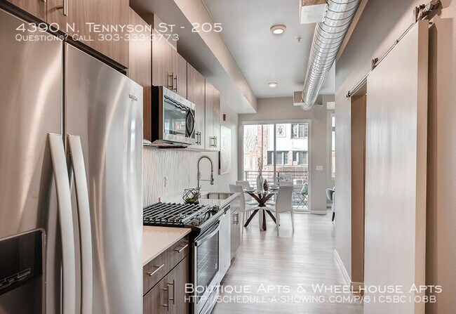 Building Photo - Boutique Apartments