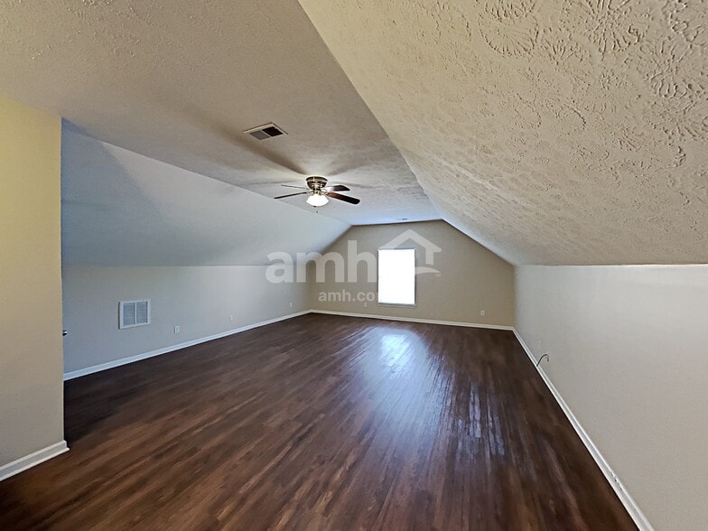 Building Photo - 2276 Gilmore Crossing Ln