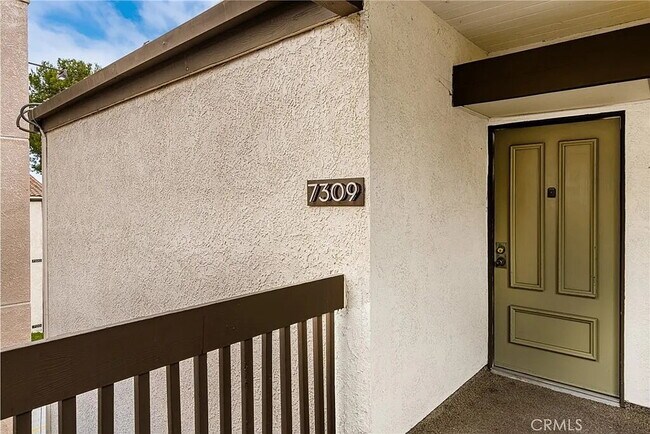Building Photo - "Chic Marina Pacifica Retreat: 1-Bedroom G...