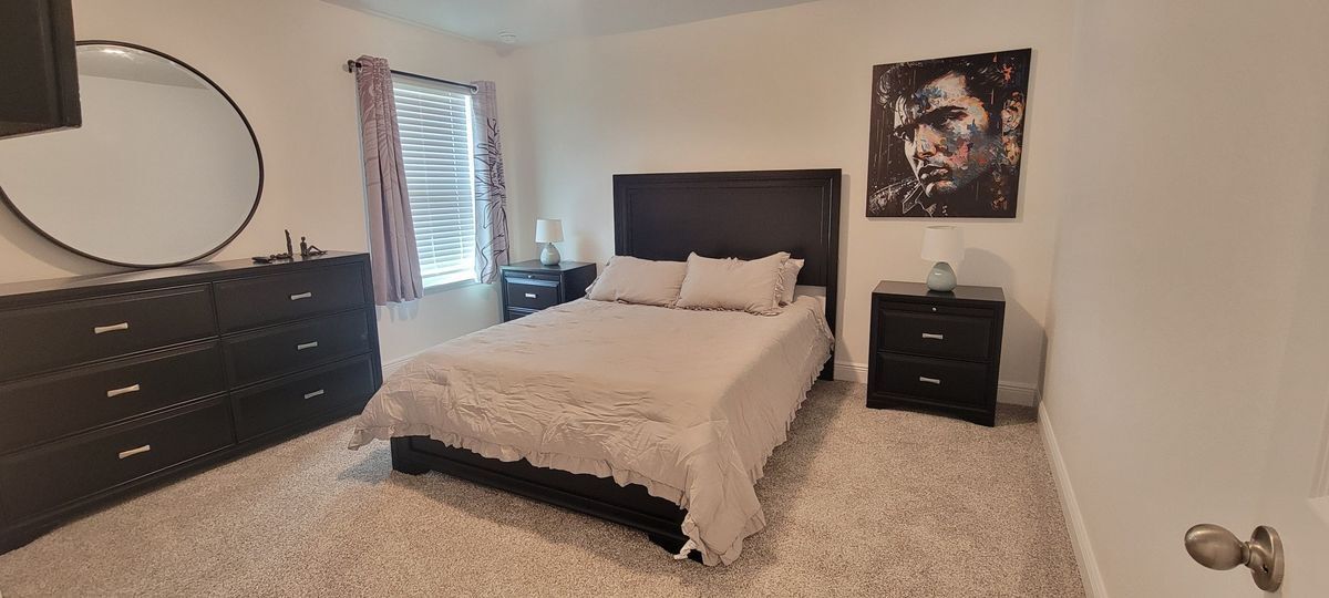 Building Photo - 284 Links Ter Blvd