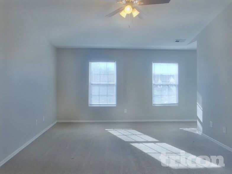 Building Photo - 7312 Finn Hall Ave