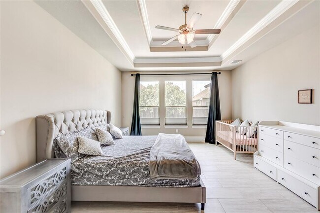 Building Photo - 405 Millard St
