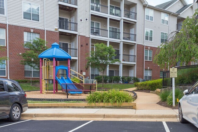 Building Photo - Fabulous 2br/2ba for rent in convenient Ga...