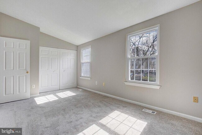 Building Photo - 2530 Log Mill Ct