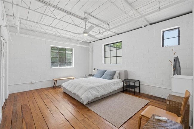 Building Photo - 820 DeKalb Ave NE