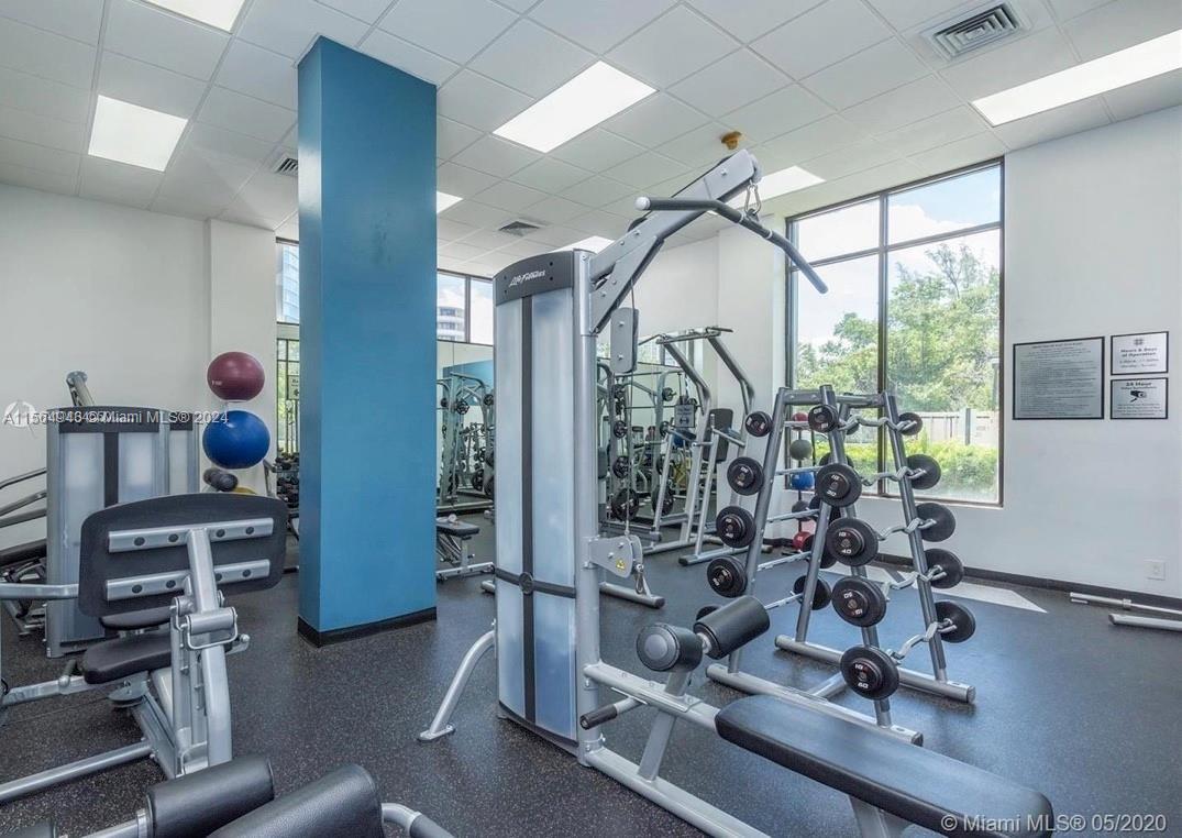 Amenities - 100 Bayview Dr