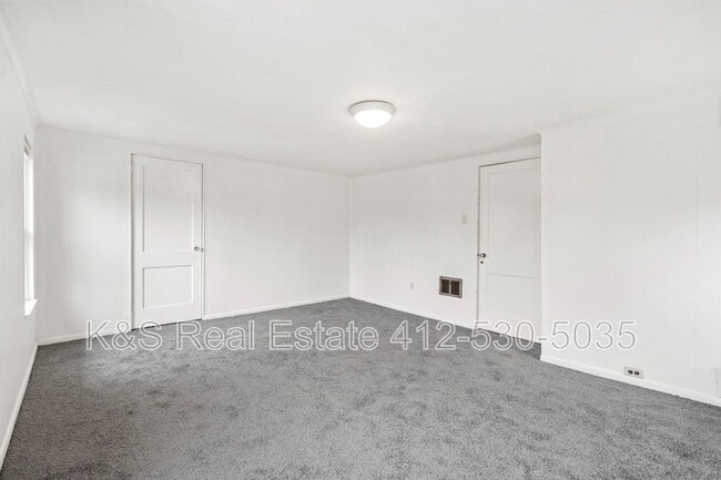 Building Photo - 134 Groveland St