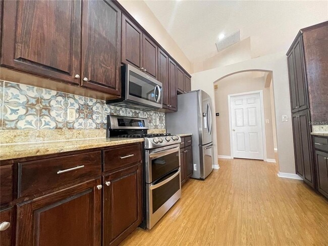 Building Photo - 10205 Quails Landing Ave