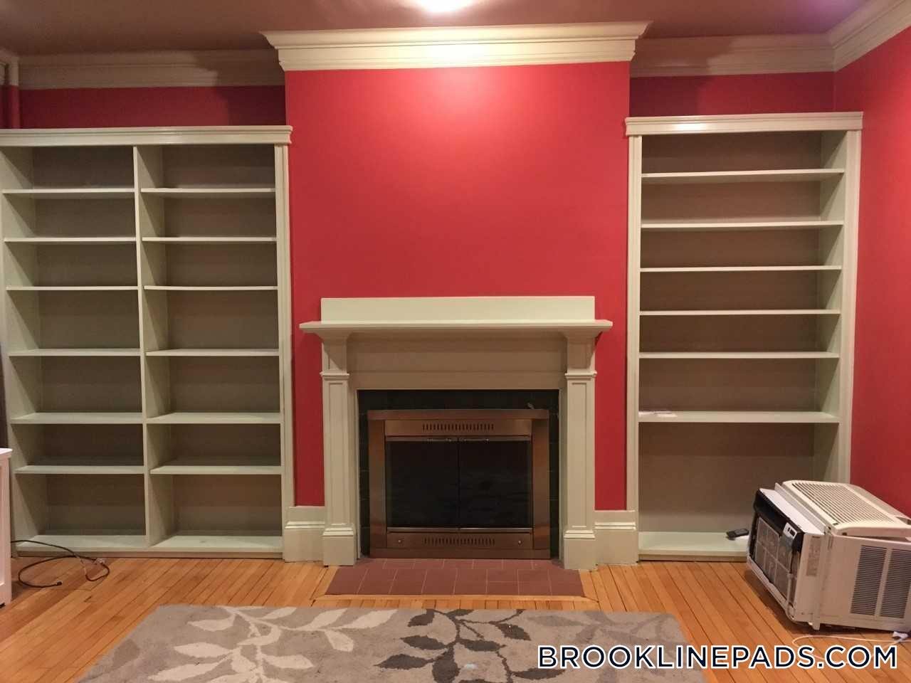 Building Photo - 208 Fuller St