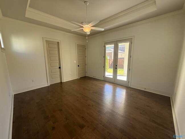 Building Photo - 108 Napolean Ave
