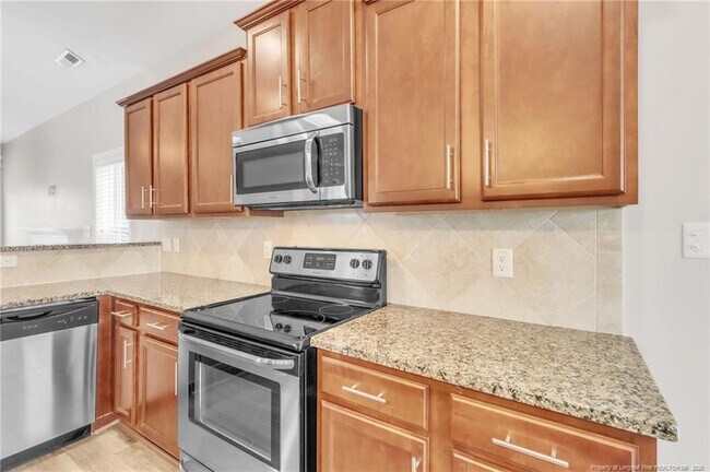 Building Photo - 127 Ganton Dr