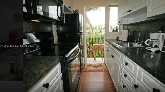 Building Photo - 900 Euclid Ave