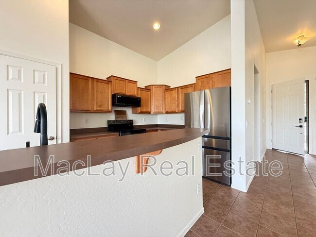Building Photo - 8311 S 23rd Pl