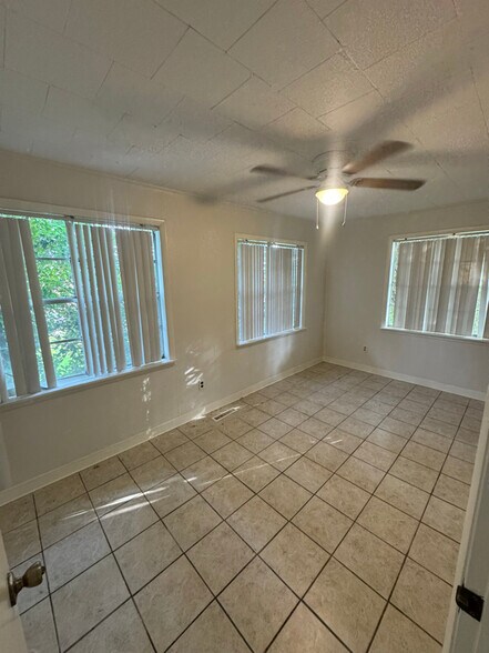 Building Photo - 2250 Heber Springs Rd W