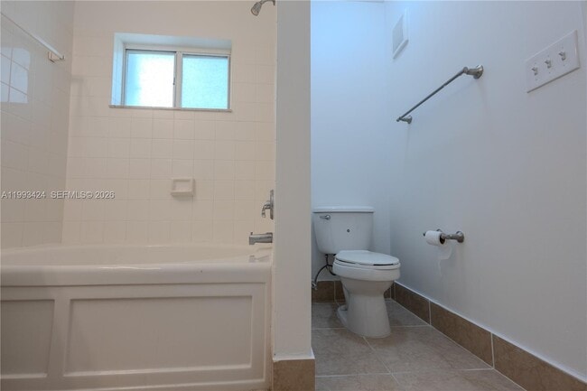 Building Photo - 719 NW 208th Way